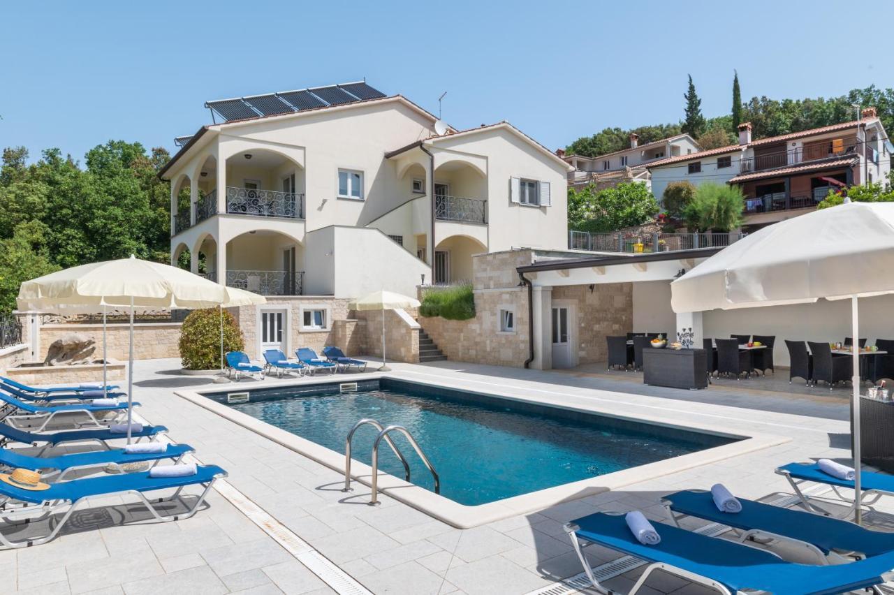 Villa Vires Labin  Exterior photo